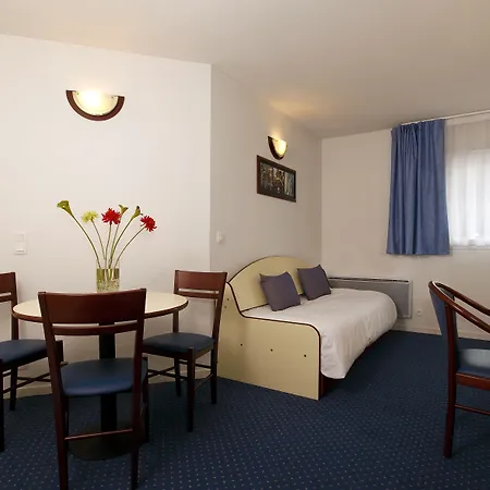 Appart'city Classic Ferrand Centre 3* كليرمونت-فيراند