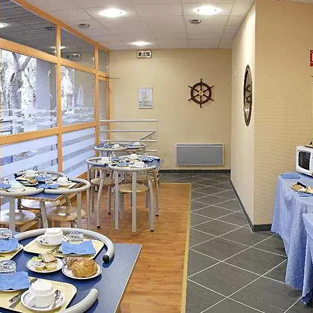 Appart'city Classic Ferrand Centre Apart-hotel 3*