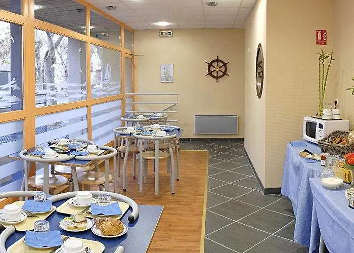 Appart'city Classic Ferrand Centre شقة فندقية 3*