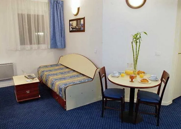 Appart'city Classic Ferrand Centre شقة فندقية كليرمونت-فيراند